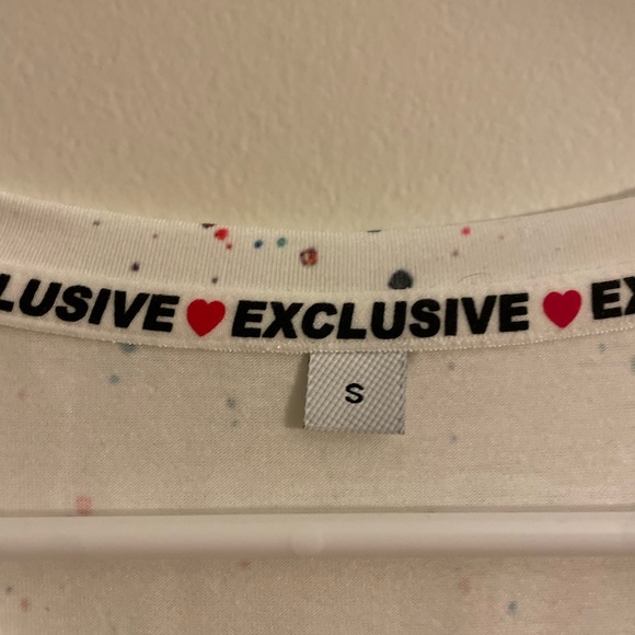 Geometric Print Long Sleeve Tee - Picture 5 of 5